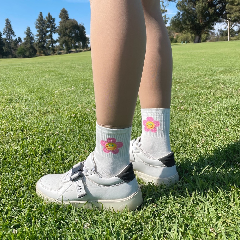 Smiley Daisy Socks - Picture 3 of 8
